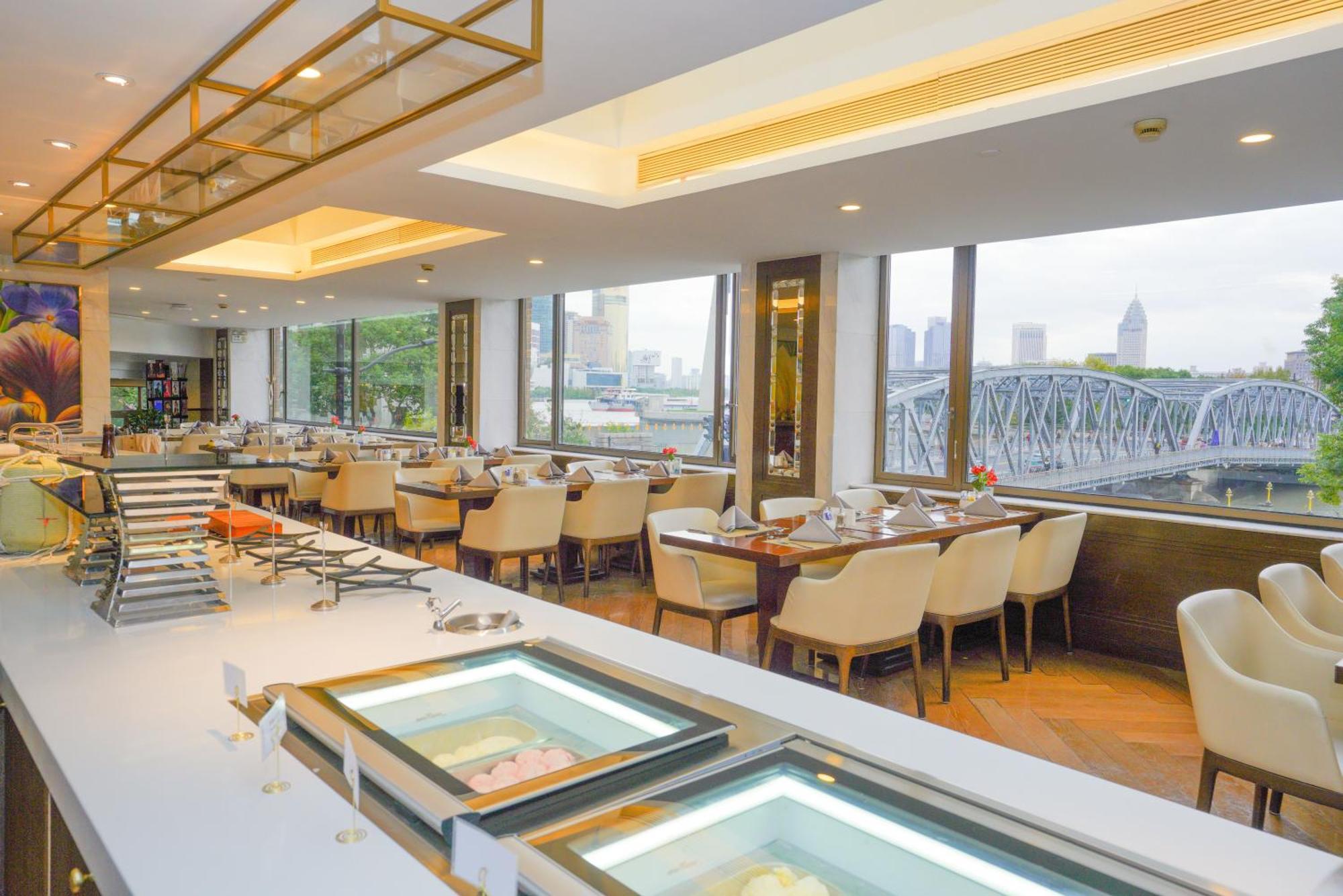 Broadway Mansions Hotel - On The Bund Шанхай Экстерьер фото